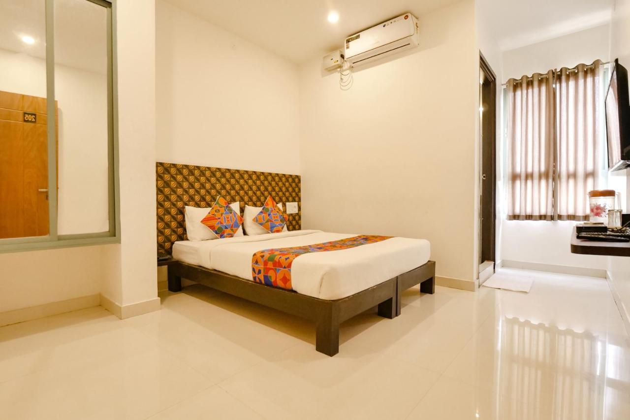 Fabexpress Krishna Suites Mysore Exterior photo